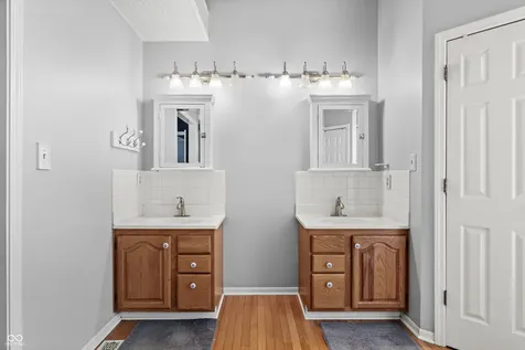8754 Nora Woods Drive Indianapolis IN 46240
