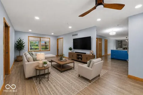 1343 S Buttercup Drive New Palestine IN 46163