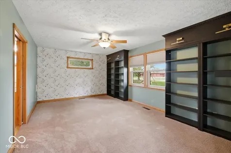 1343 S Buttercup Drive New Palestine IN 46163