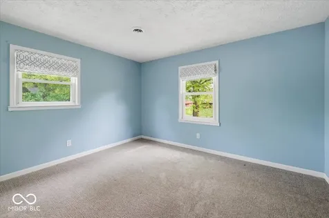 1343 S Buttercup Drive New Palestine IN 46163