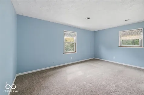 1343 S Buttercup Drive New Palestine IN 46163