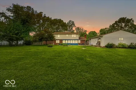 1343 S Buttercup Drive New Palestine IN 46163