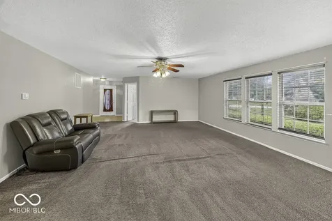 6430 Front Point Drive Indianapolis IN 46237