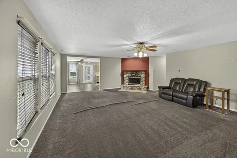 6430 Front Point Drive Indianapolis IN 46237