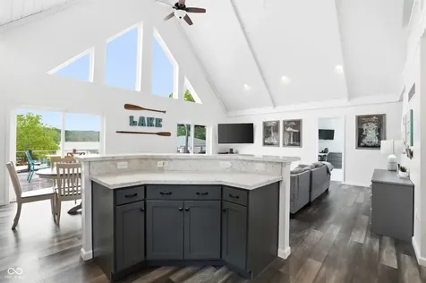 9550 E Northshore Drive Unionville IN 47468