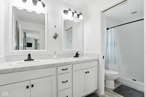 9550 E Northshore Drive Unionville IN 47468