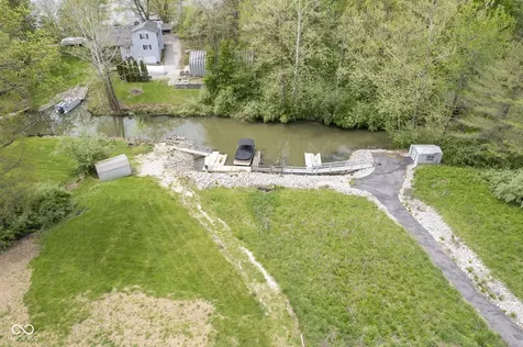 9550 E Northshore Drive Unionville IN 47468