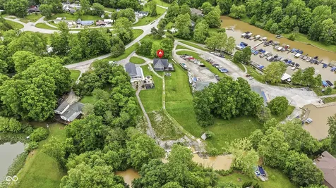 9550 E Northshore Drive Unionville IN 47468