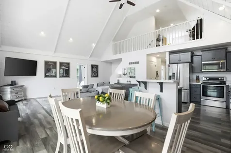 9550 E Northshore Drive Unionville IN 47468