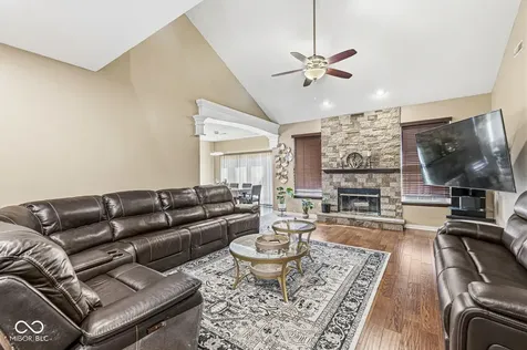 979 Glenmore Trail Brownsburg IN 46112