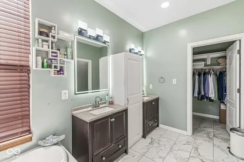 979 Glenmore Trail Brownsburg IN 46112