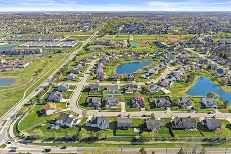 979 Glenmore Trail Brownsburg IN 46112