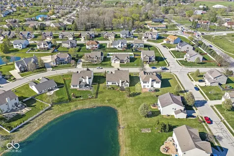 979 Glenmore Trail Brownsburg IN 46112