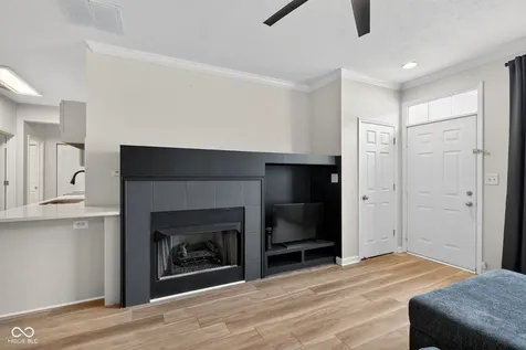 2305 Colfax Lane Indianapolis IN 46260