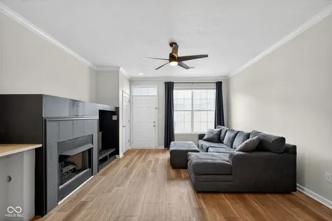 2305 Colfax Lane Indianapolis IN 46260