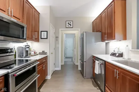 7649 Stones River Court Indianapolis IN 46259