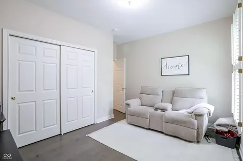 7649 Stones River Court Indianapolis IN 46259