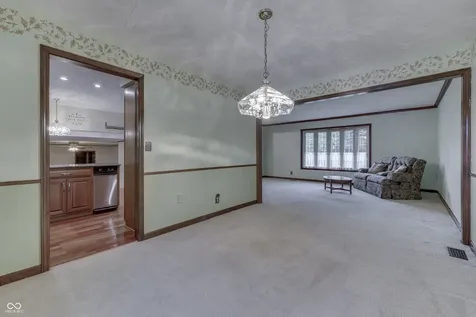 1640 Ridge Hill Lane Indianapolis IN 46217