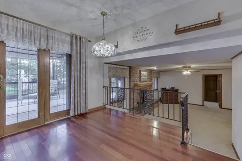 1640 Ridge Hill Lane Indianapolis IN 46217
