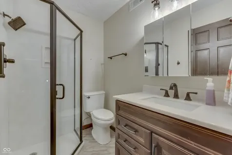1640 Ridge Hill Lane Indianapolis IN 46217