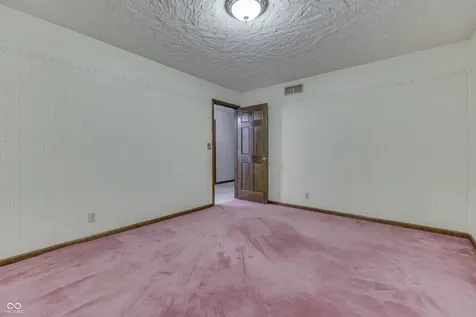 1640 Ridge Hill Lane Indianapolis IN 46217