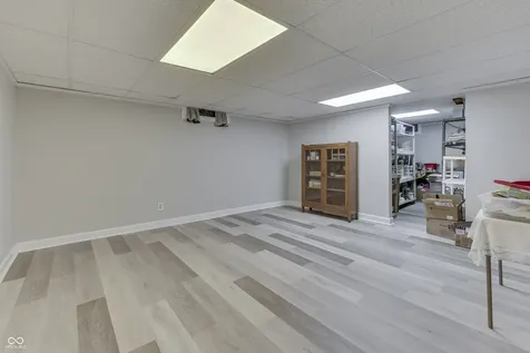 1640 Ridge Hill Lane Indianapolis IN 46217