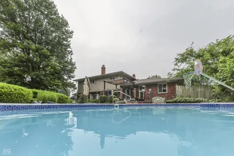 1640 Ridge Hill Lane Indianapolis IN 46217