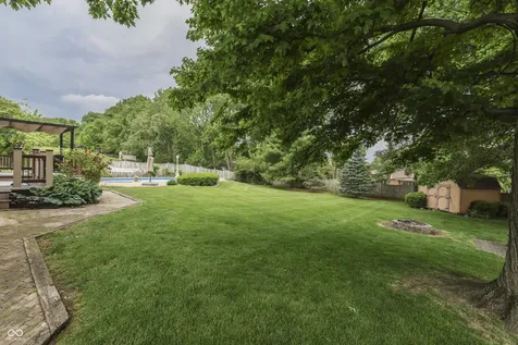 1640 Ridge Hill Lane Indianapolis IN 46217