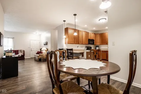 2614 Oneida Lane Indianapolis IN 46217