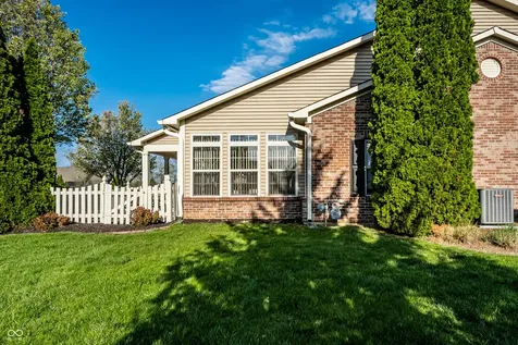 2614 Oneida Lane Indianapolis IN 46217