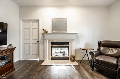 2614 Oneida Lane Indianapolis IN 46217