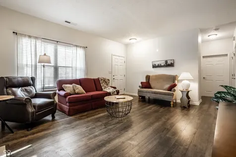 2614 Oneida Lane Indianapolis IN 46217