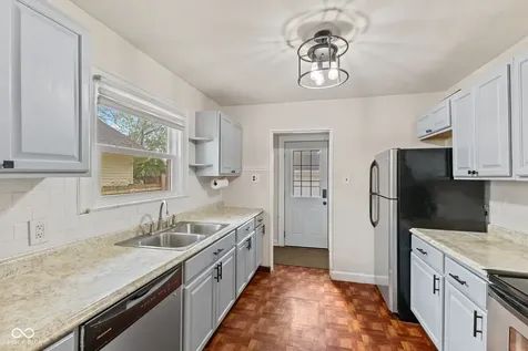 1460 N Bosart Avenue Indianapolis IN 46201