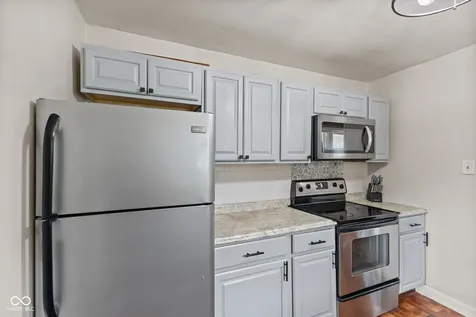 1460 N Bosart Avenue Indianapolis IN 46201