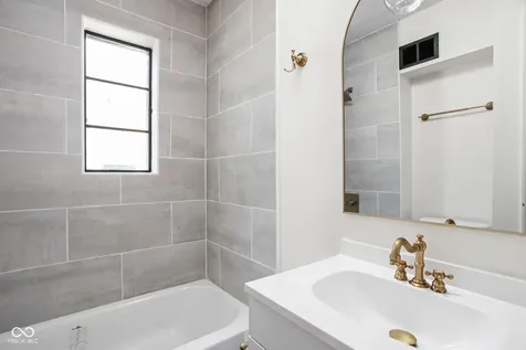 4502 Evanston Avenue Indianapolis IN 46205
