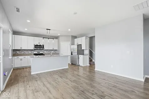 7214 Parkstay Lane Indianapolis IN 46113