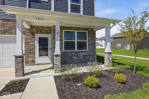 7214 Parkstay Lane Indianapolis IN 46113