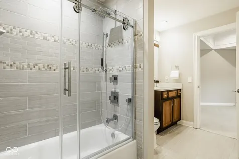 14586 Stonegate Court Carmel IN 46032