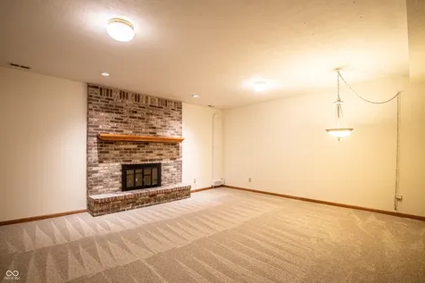 7204 Oak Cove Lane Noblesville IN 46062
