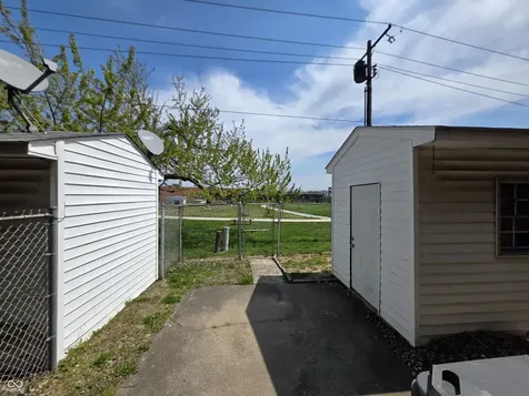 3829 Biscayne Road Indianapolis IN 46226