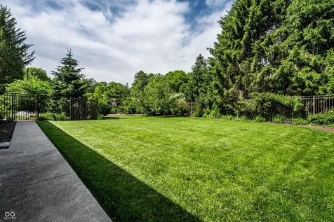 7548 Morningside Drive Indianapolis IN 46240