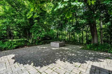 7548 Morningside Drive Indianapolis IN 46240