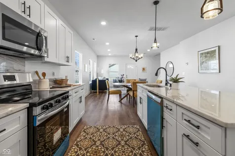 106 Wisconsin Street Indianapolis IN 46225