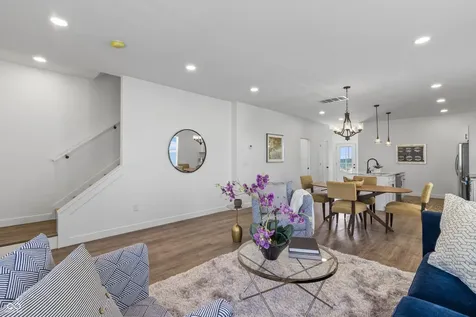 106 Wisconsin Street Indianapolis IN 46225