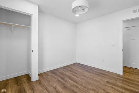 106 Wisconsin Street Indianapolis IN 46225