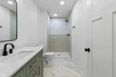 106 Wisconsin Street Indianapolis IN 46225