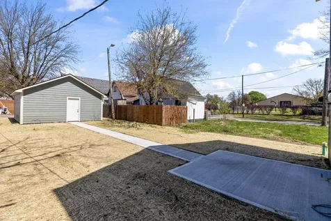 106 Wisconsin Street Indianapolis IN 46225