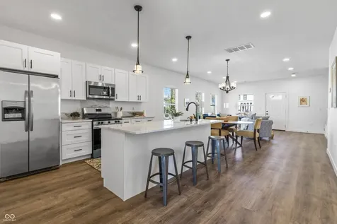 106 Wisconsin Street Indianapolis IN 46225
