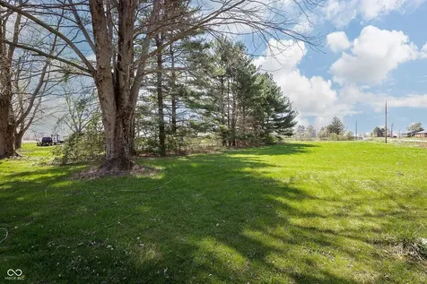 5787 W 300 S Jamestown IN 46147