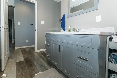 5787 W 300 S Jamestown IN 46147